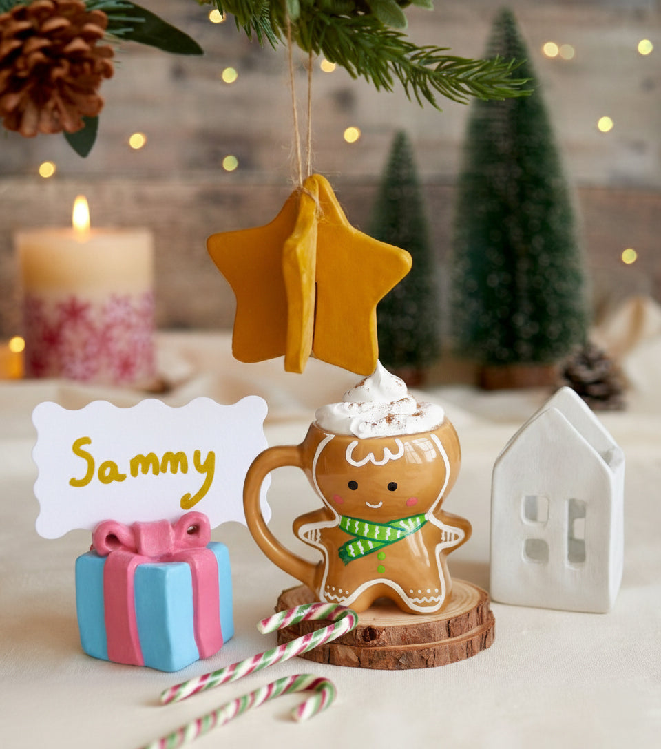 Christmas Pottery & Gingerbread Mug Bundle